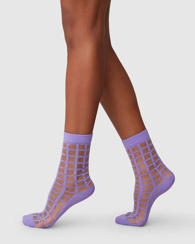 Alicia Grid Socks in Lavender by Swedish Stockings