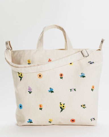Horizontal Zip Duck Bag in Ditsy Floral from BAGGU